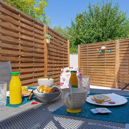 Love Room Beauté - Suites avec Jacuzzi Puget-sur-Argens Exterior foto